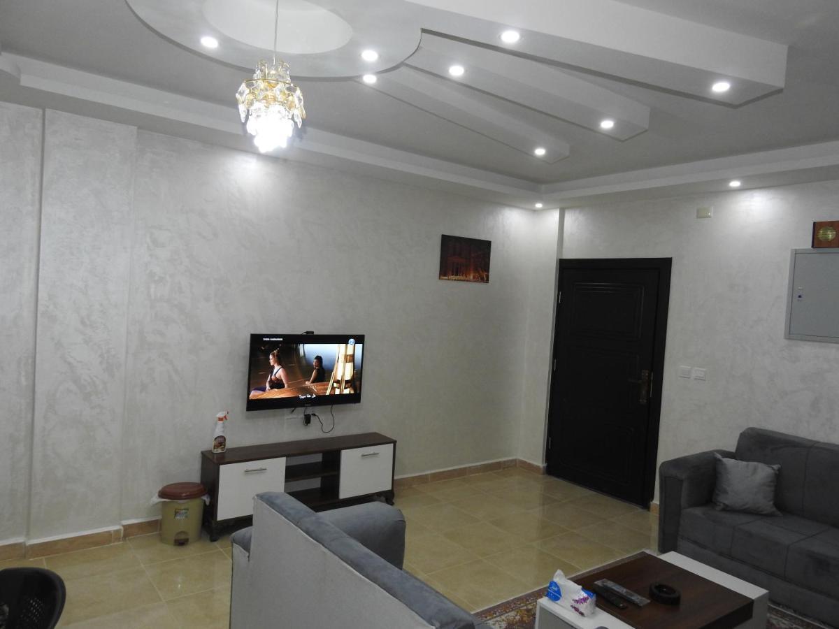 Amro Petra Apartment Wadi Musa Buitenkant foto