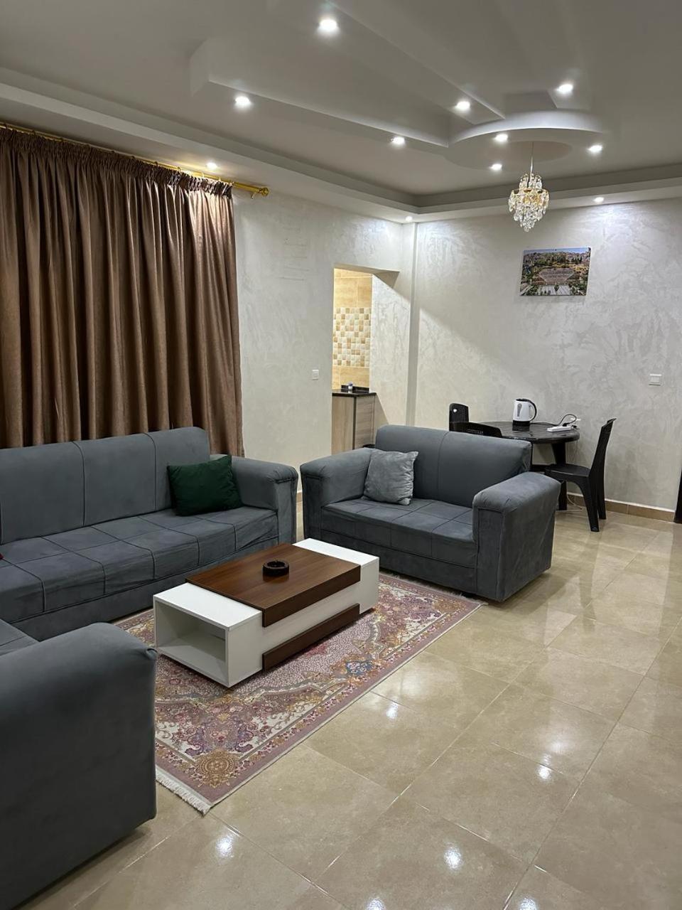 Amro Petra Apartment Wadi Musa Buitenkant foto